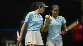 Данилина и Куламбаева проиграли австралийкам на BJK (ВИДЕО)