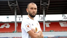 «Атырау» подписал 38-летнего защитника
