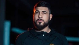 Садриддин Ахмедов Головкиннің бұрынғы бапкерінің қарамағында жаттығу жасап жүр