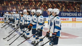 «Снежные Барсы» проиграли по буллитам «Молоту»