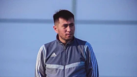 Ринат Алюетов: Сложно играть полтора тайма вдесятером