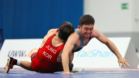 Ержет Жарылкасын сразится за звание чемпиона Азии по борьбе