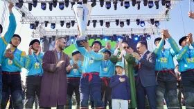 Битва титанов в Туркестане: 100 лучших всадников Евразии разыграли миллионы на ЧМ по кокпару