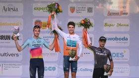 Макс Уолкер Румынияда жеңіске жетті