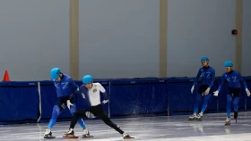 Кто стал лучшим спринтером на отборочном чемпионате Казахстана по шорт-треку