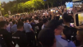 Власти китайского города отменили визит Стефена Карри из-за ажиотажа на улицах