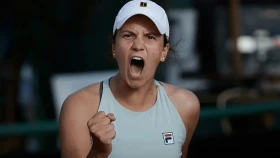 Анна Данилина вышла в четвертьфинал US Open в паре