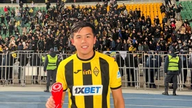 «Кайрат» продлил контракт с Байбеком