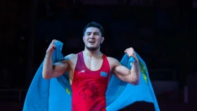 Азамат Дәулетбеков Кубок үшін күресті бастайды. Еркін күрестен Қазақстан Кубогының екінші жарыс күні тікелей эфирде