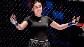 Замзагуль Файзолланова сенсационно проиграла финал по казакша курес на Всемирных играх кочевников в Астане