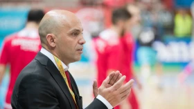 Қазақстан құрамасының бұрынғы бапкері БАӘ құрамасын басқарды