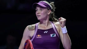 Елена Рыбакина вышла в полуфинал престижного турнира в Майами