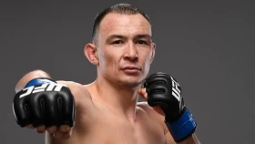 Дамир Исмагулов сразится с лучшим бойцом России