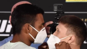 Жумагулов может провести реванш с Пайвой. Бразилец согласился