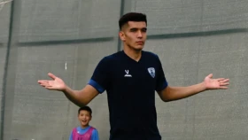 «Каспий» разгромил «Туркестан» и вышел на первое место в Первой лиге (видео)