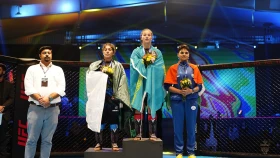 Казахстанка нокаутировала соперницу и стала трехкратной чемпионкой Азии по ММА (ВИДЕО)