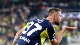 «Фенербахче» одержал первую победу в чемпионате Турции (видео)