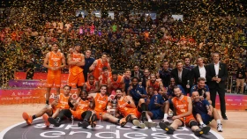 «Валенсия» завоевала второй Суперкубок Испании в истории (видео)