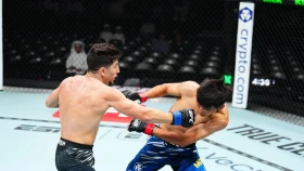 Азат Максум проиграл третий бой в UFC