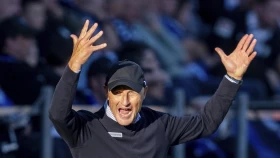 Худшая команда Бундеслиги уволила тренера и спортивного директора