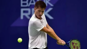 Жұкаев Уимблдон турнирінің негізгі кезеңінде сәтсіз дебют жасады (видео)