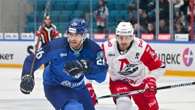 Барыс остался без основного защитника