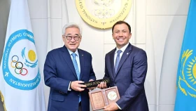 Головкин встретился с президентом World Taekwondo