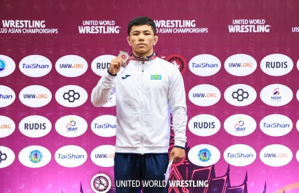 Казахстанские борцы завершили чемпионат Азии U20 с 18 медалями