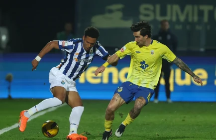 Лидер с железной защитой против середняка. Где смотреть «Порту» — «Арока»