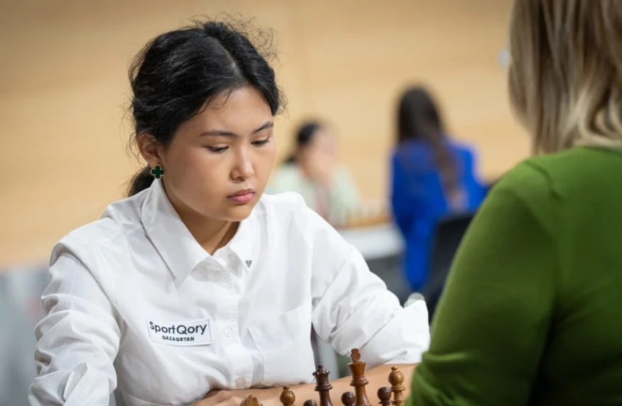 Бибисара Асаубаева стала трехкратной чемпионкой мира по шахматам