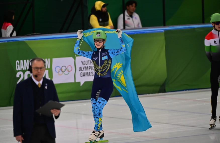 Қазақстан шорт-тректен жасөспірімдер арасындағы Әлем кубогы кезеңінде алтын медаль жеңіп алды