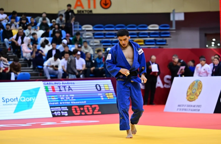 Шерзод Давлатов стал серебряным призёром чемпионата мира по дзюдо