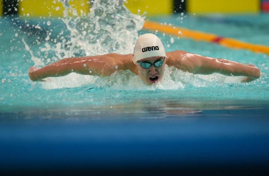 Айбат Мырзамұратов жүзуден қола жүлде жеңіп алды