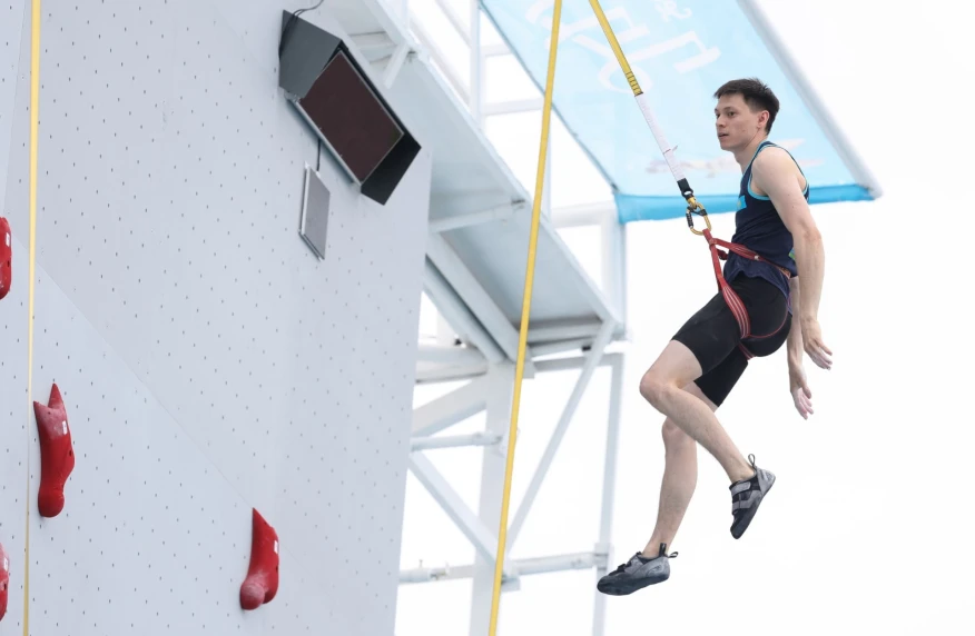 Скалолаз Ришат Хайбуллин завоевал "бронзу" Азиатских пляжных игр-2026