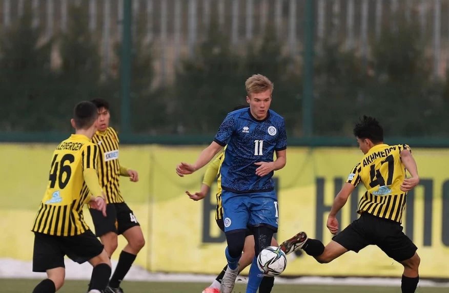 Молодежная сборная Казахстана провела контрольный матч