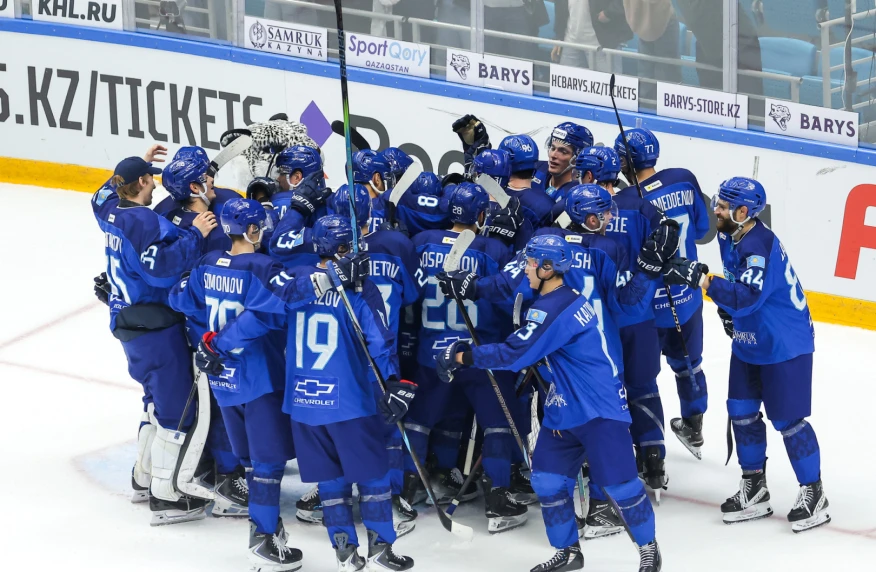 «Барыс» проиграл лидеру КХЛ
