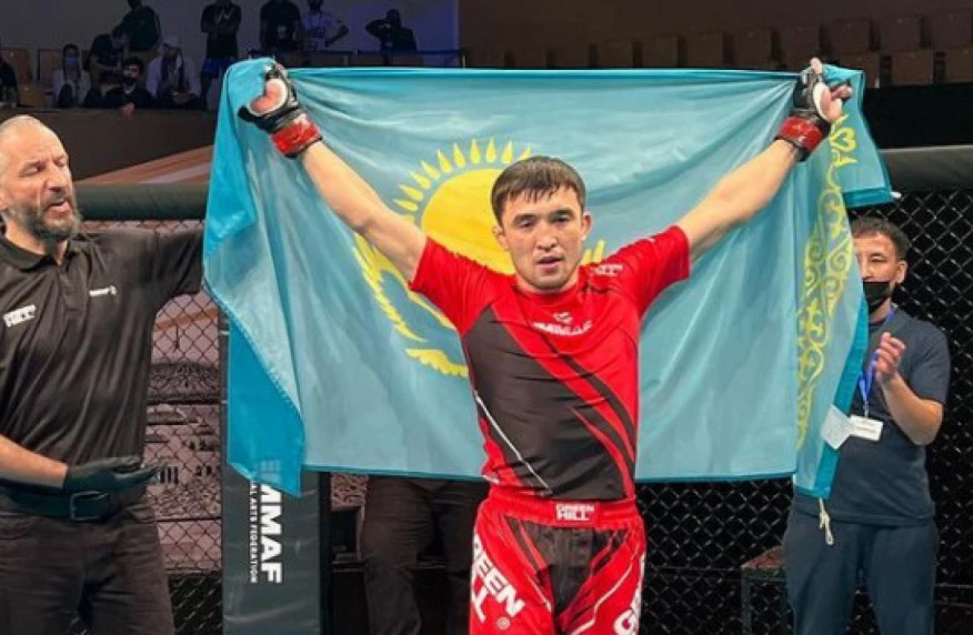 Бекзат Жасия Alash Pride 117 турнирінде кезекті жеңісіне қол жеткізді (видео)