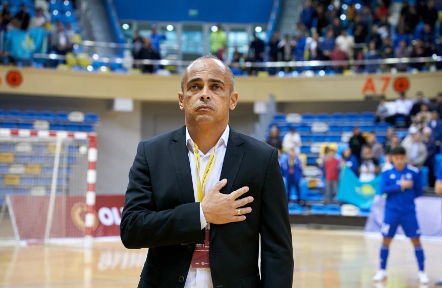 Сборная Казахстана осталась без тренера