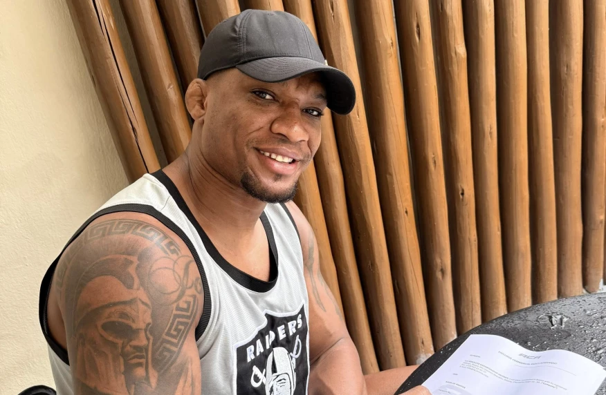 Топ UFC подписал контракт с АСА