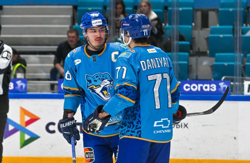 «Барыс» дома уступил «Сибири»