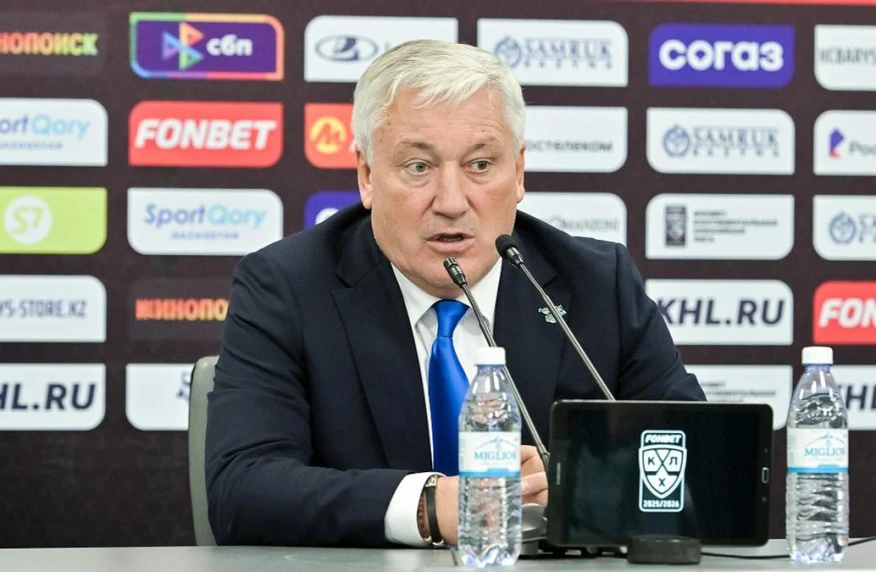 Михаил Кравец – тренер команды Звезд