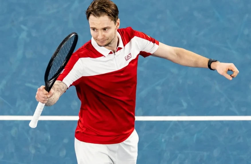 Александр Бублик пробился в следующий круг турнира ATP 500 в Роттердаме