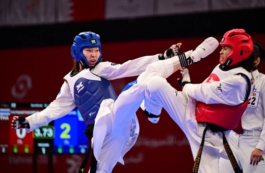 Таеквондо на юношеской Азиаде: Айым Серикбаева вышла в финал, Буняд Бахрамкулов завоевал "бронзу"