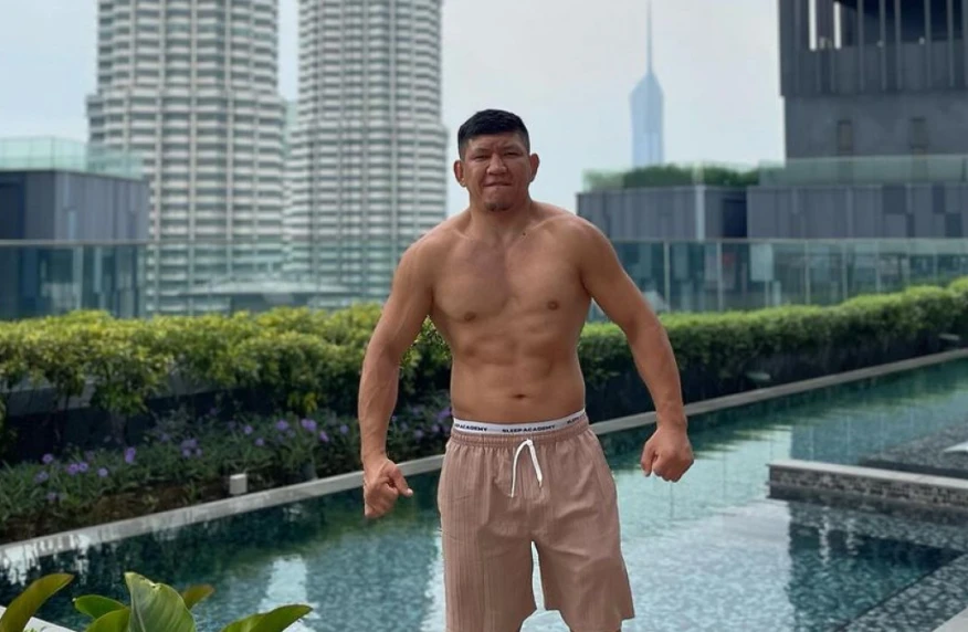 Куат Хамитов вызвал на бой Зубайру Тухугова