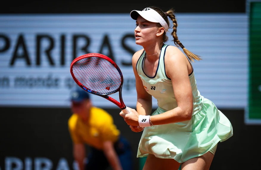 Рыбакина вышла в четвертьфинал турнира в Токио