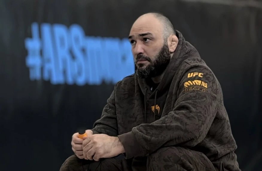 Эдуард Базров о бое Рафиков - Тибау: Готовимся к лучшей версии бразильца