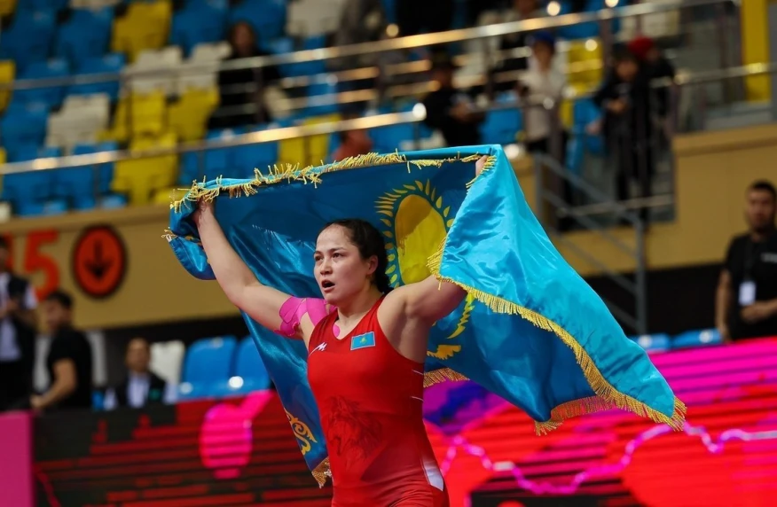 Казахстанские борцы завоевали ещё две золотые медали на турнире в Албании