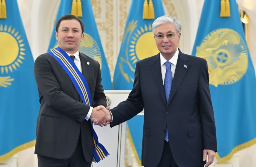 Қазақстан Президенті Геннадий Головкинді І дәрежелі «Барыс» орденімен марапаттады
