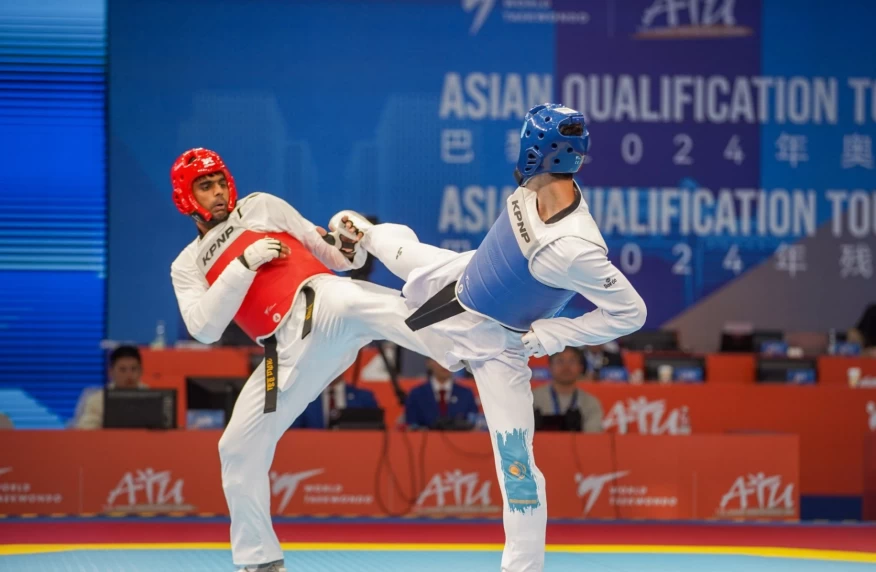 Қос таеквондошы лицензиялық турнирдің жартылай финалына шықты