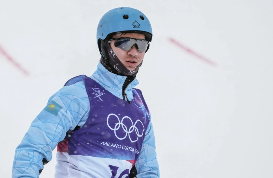 Казахстанец выиграл золото Кубка Европы по фристайл-акробмтике